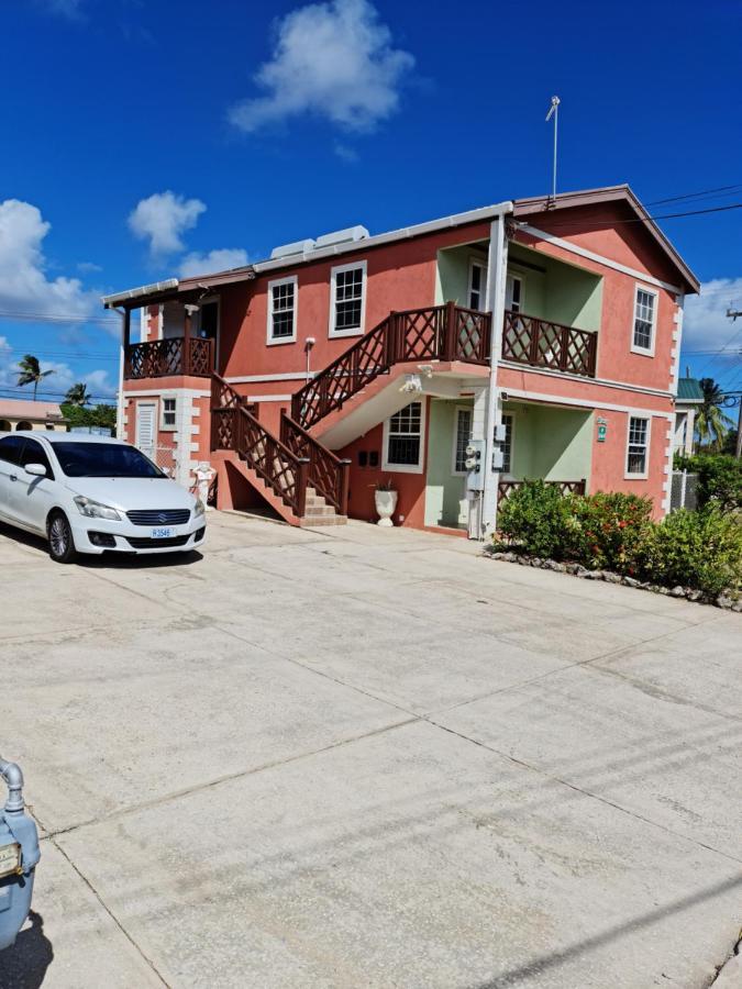 Breezy Apts Saint Philip Exteriér fotografie